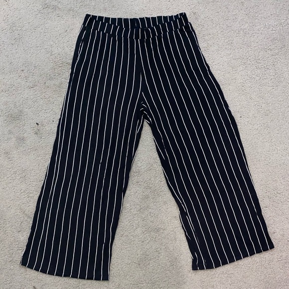 H&M flowy wide striped pants with pockets - Picture 1 of 3